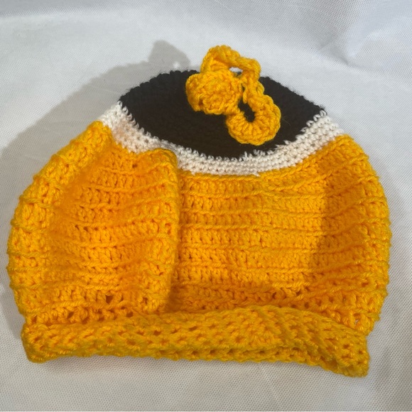 Handmade Hand Crocheted Color Block Strata Striped Beanie Hat Yellow Black OSFM - Picture 3 of 8